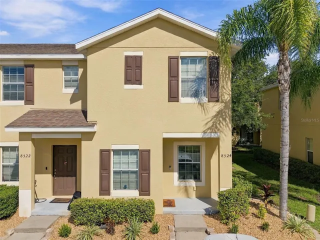 Beautiful End Unit Townhome