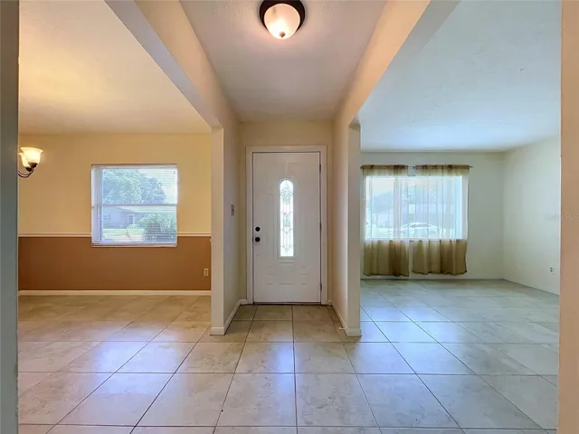 Foyer, Living Rm, Dining Rm
