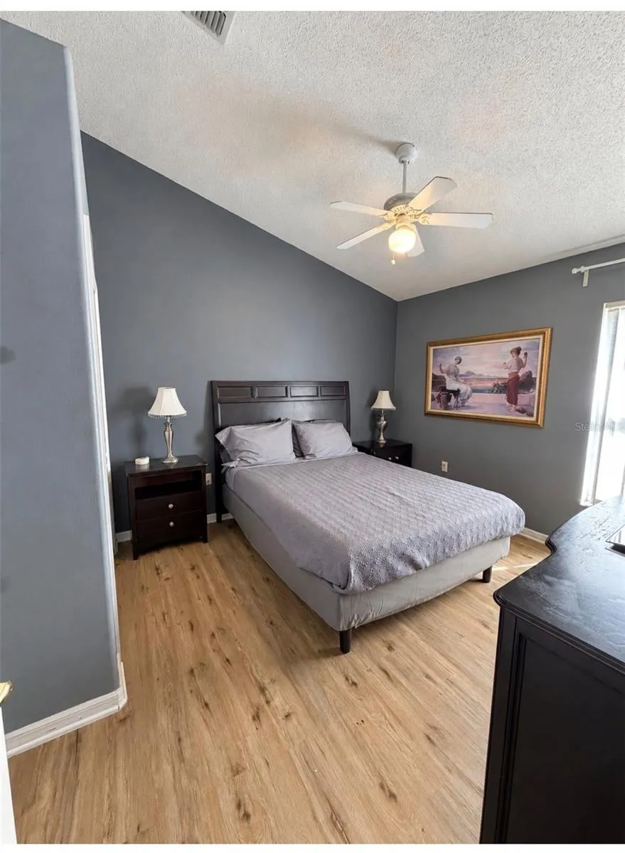 2 Bedroom