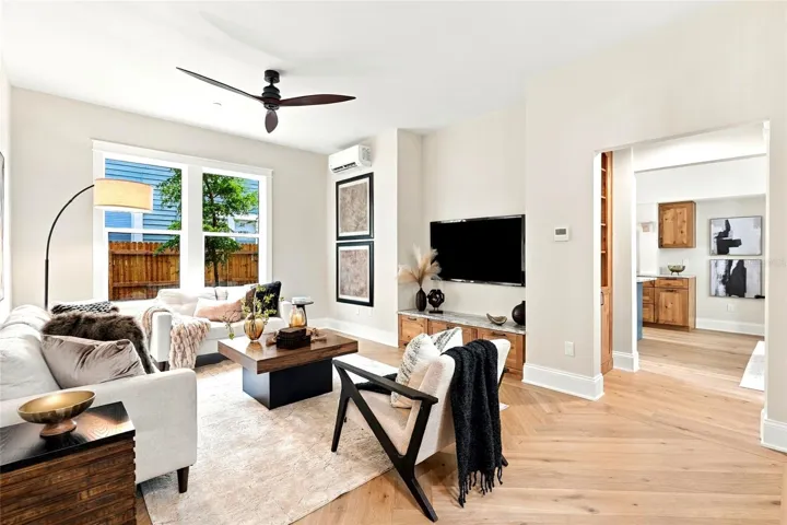 1st Floor Living Room