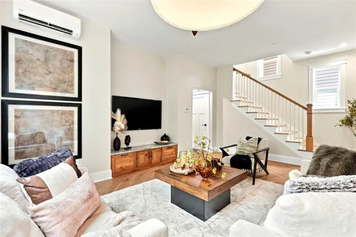 1st Floor Living Room