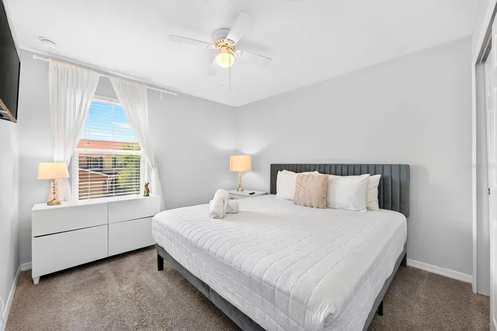 Second bedroom suite.