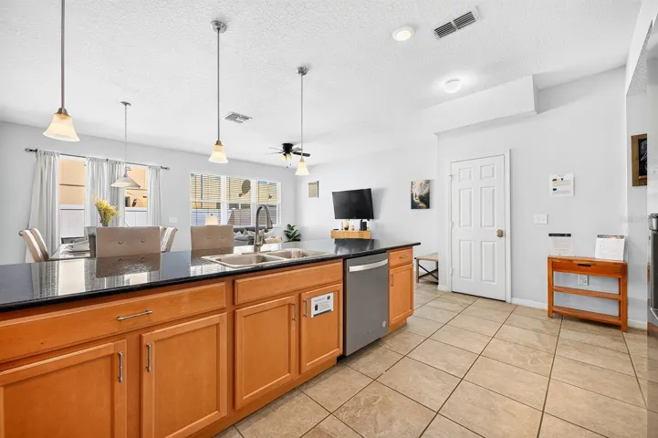 Long breakfast bar for casual dining.