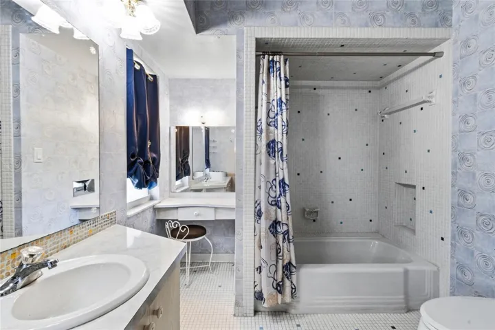 Spacious guest bathroom