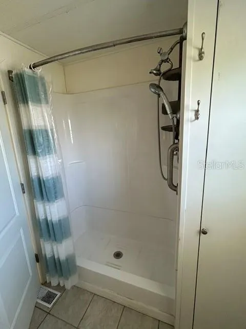 full bath