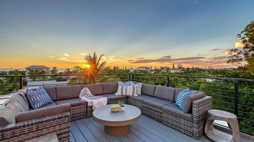 Rooftop where sunsets rarely disappoint