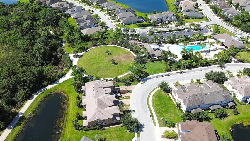 Aerial view of distance from the townhome to the amenities.