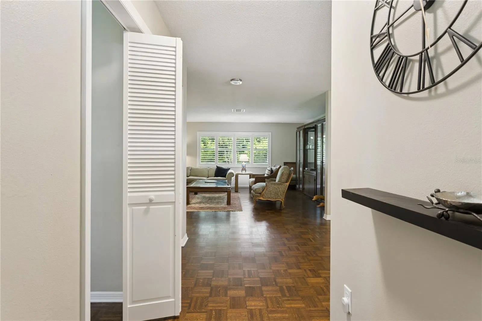 Foyer entry