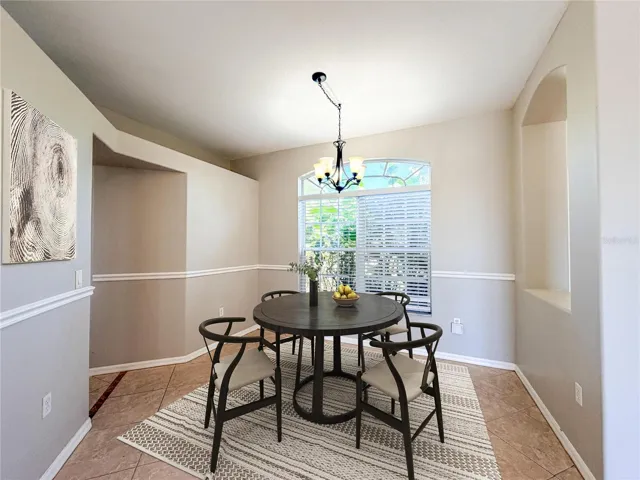 8604 Fenholloway Ct Dining Area