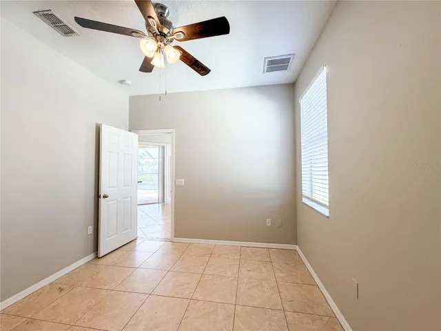 8604 Fenholloway Ct Bedroom2