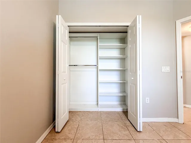 8604 Fenholloway Ct Bedroom2 Closet