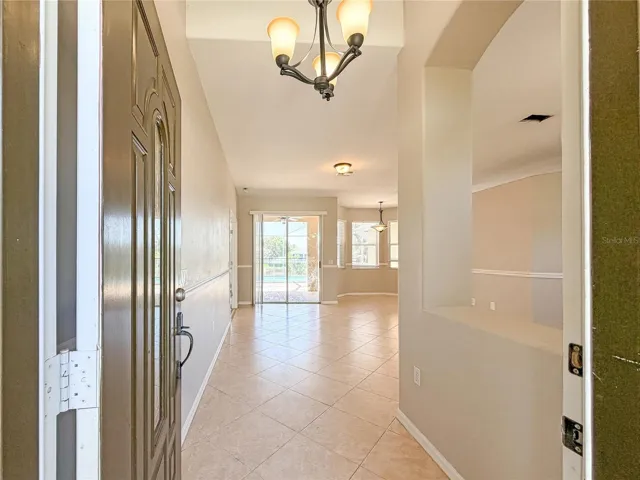 8604 Fenholloway Ct Front Entry