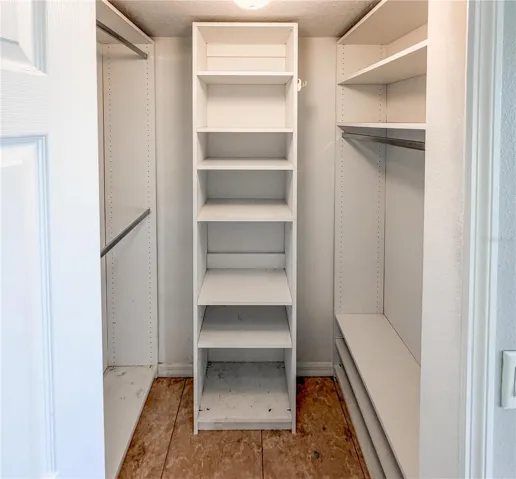 8604 Fenholloway Ct Primary Bedroom Closet2