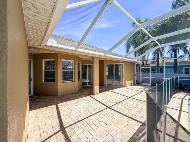 8604 Fenholloway Ct Patio