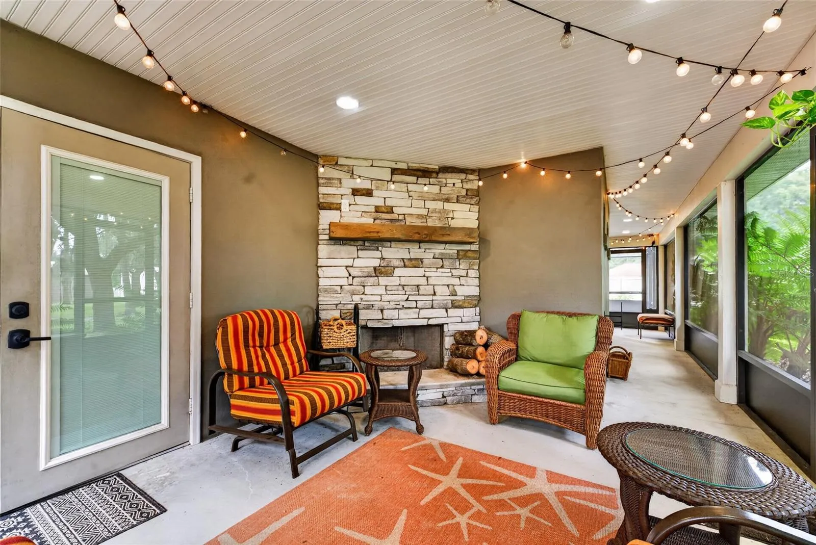Screened Porch