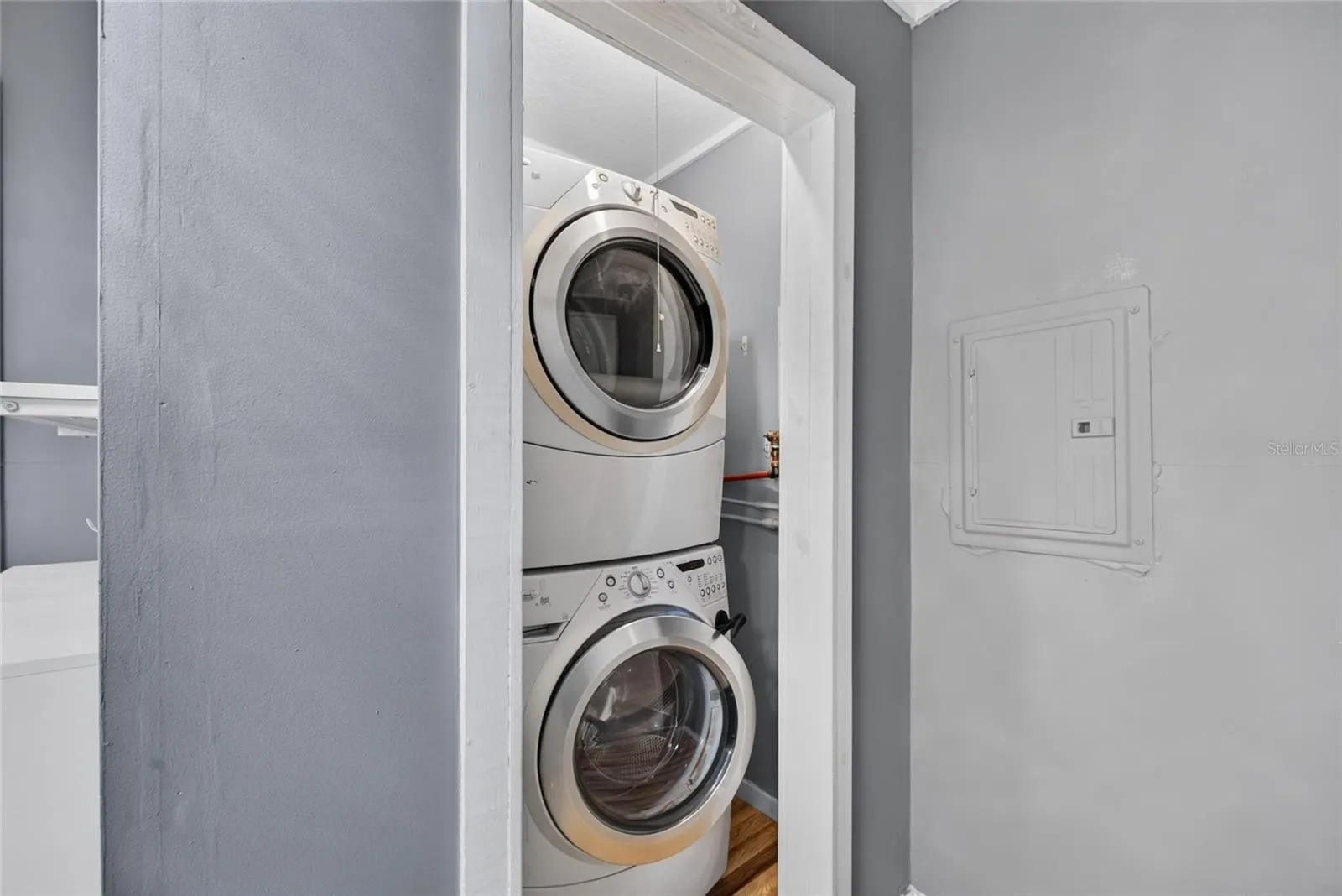 In Law Suite 2 Laundry