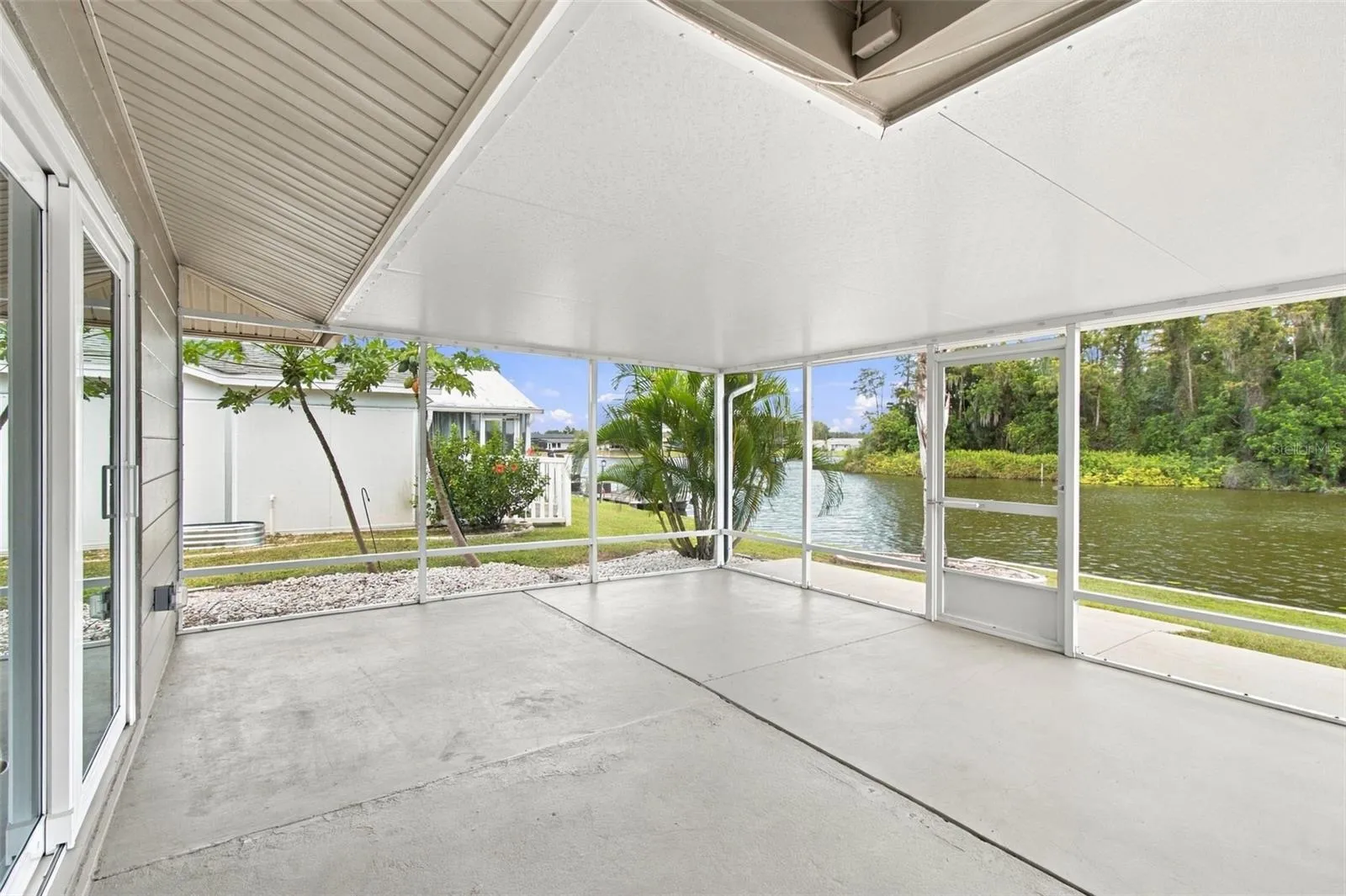PORCH off Primary bedroom