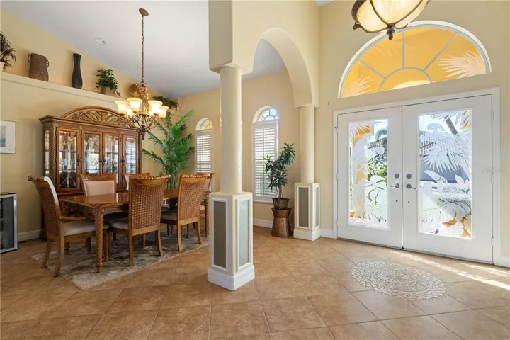 Formal dining area adjacent to front entry.
