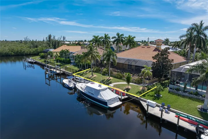 80ft of seawall w/60ft concrete dock