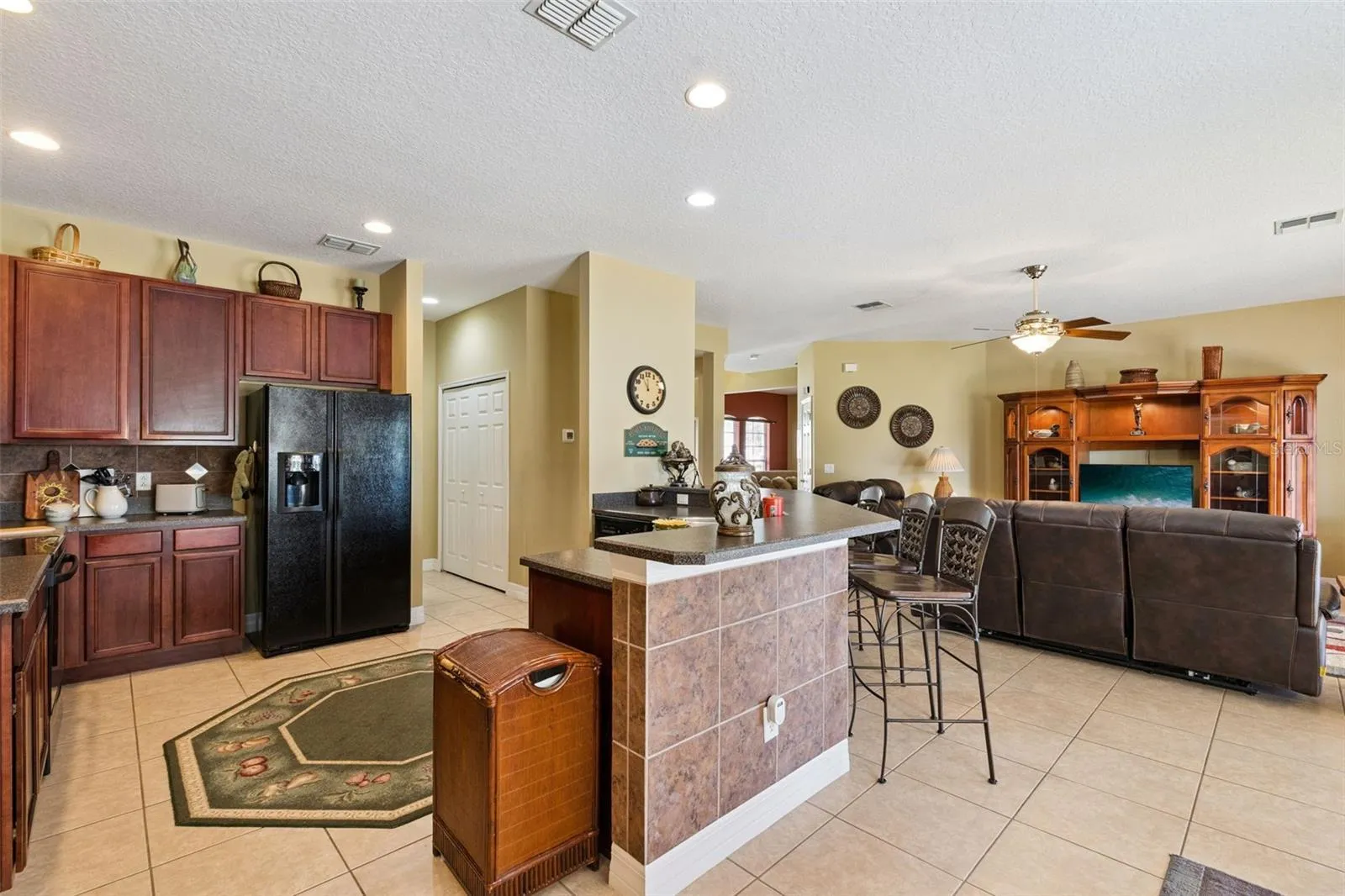 Family Room/Kitchen