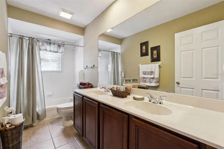 Upstairs Guest Bath