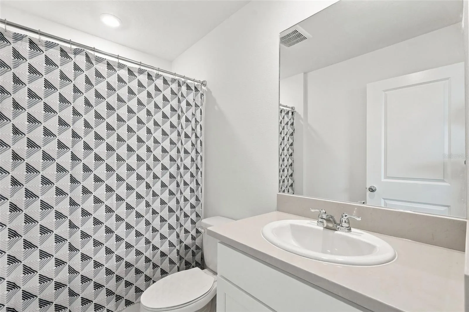 guest bath second level en suite