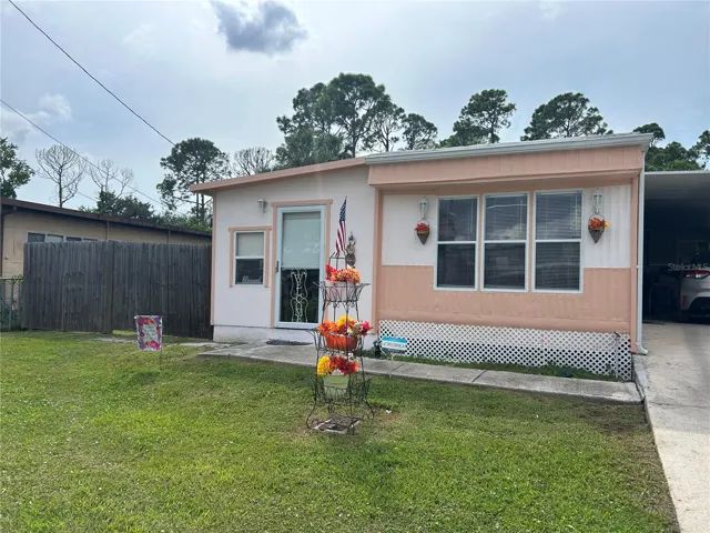 Adorable Home on a Dead End Street