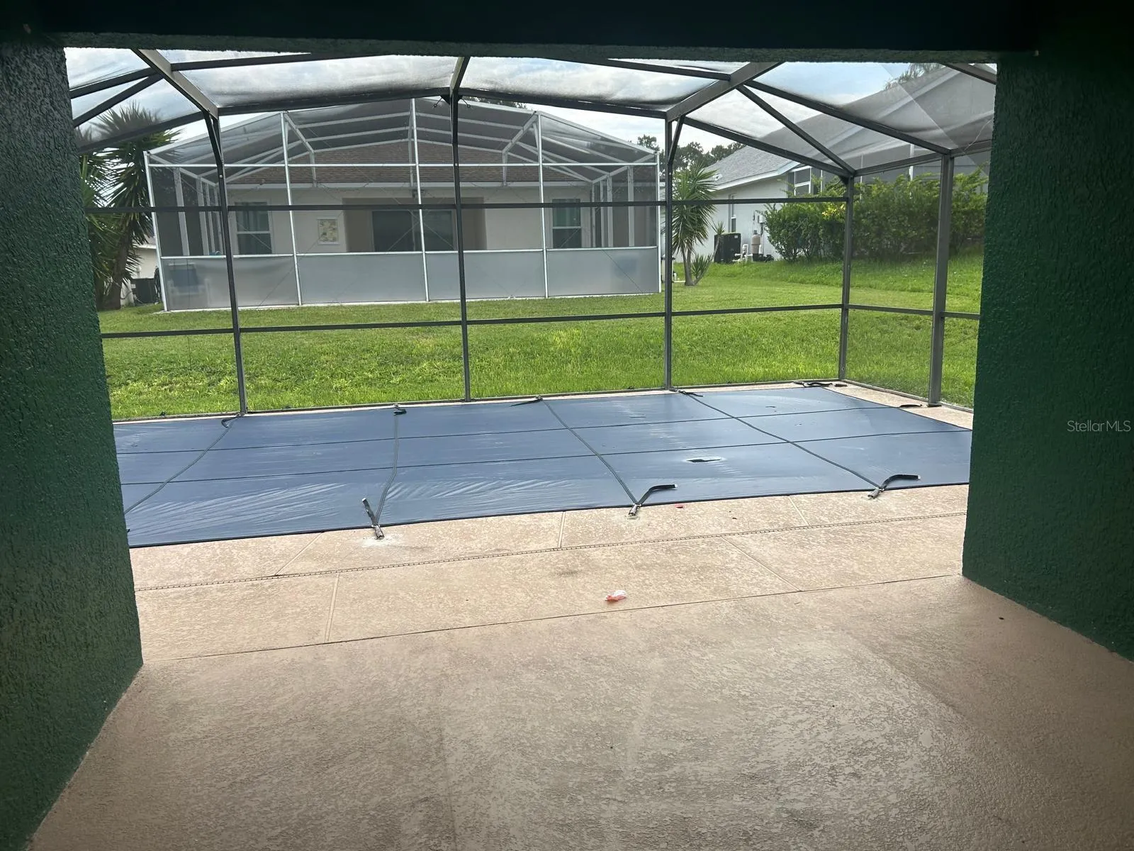 entry to pool area