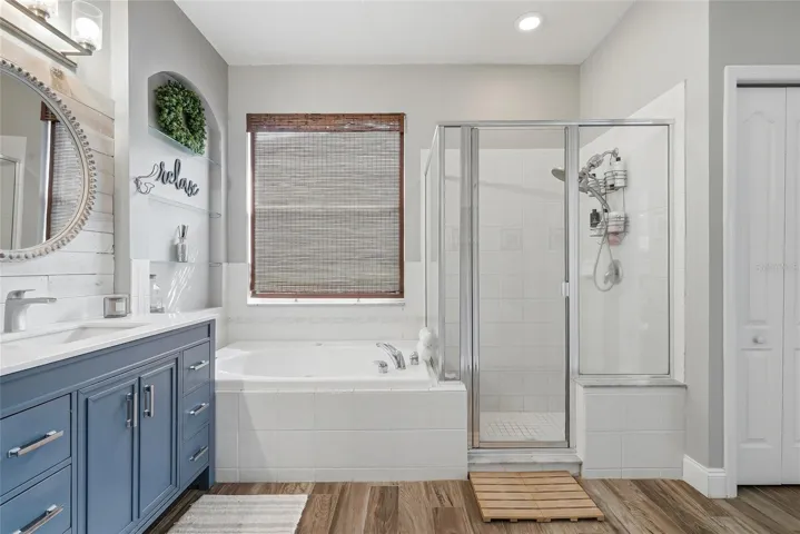 Primary En Suite Bathroom