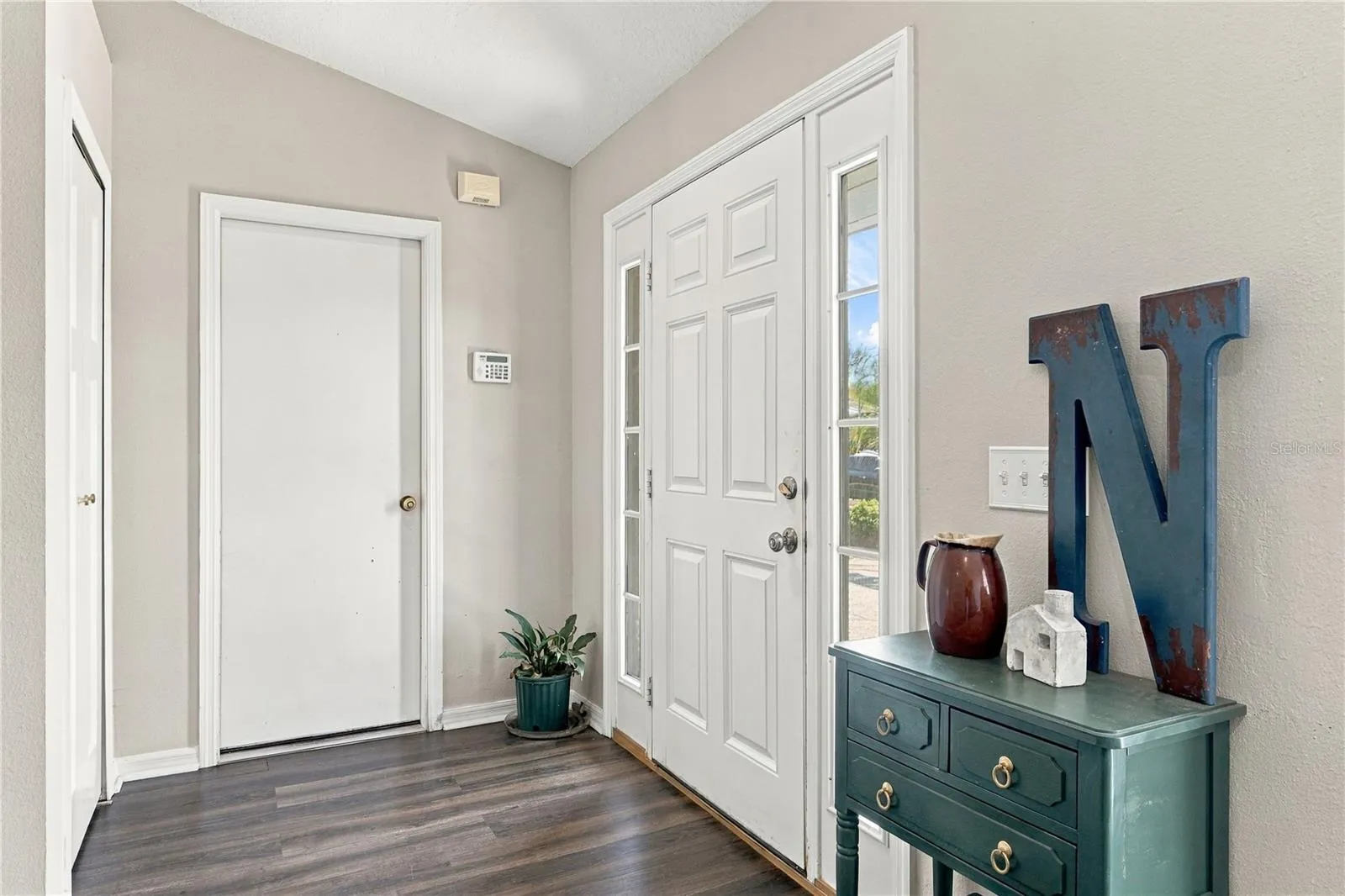 Front Door &amp; Door to Garage