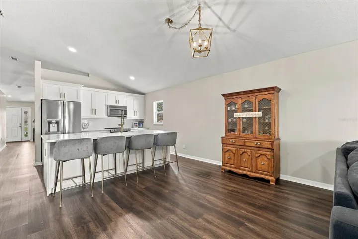 Casual Dining Area