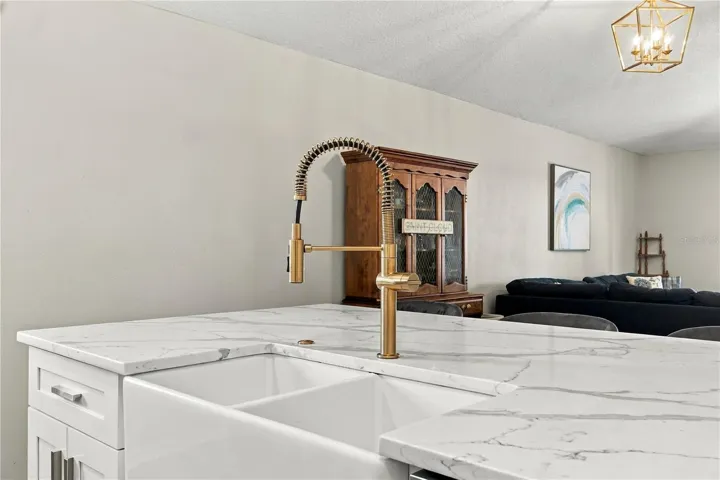 Gold Hardware in Kitchen