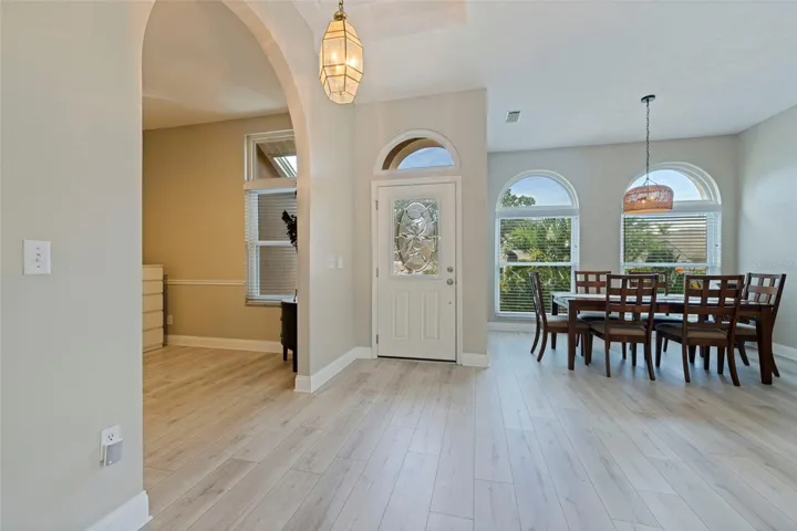 Archway takes you to an office or 4th bedroom