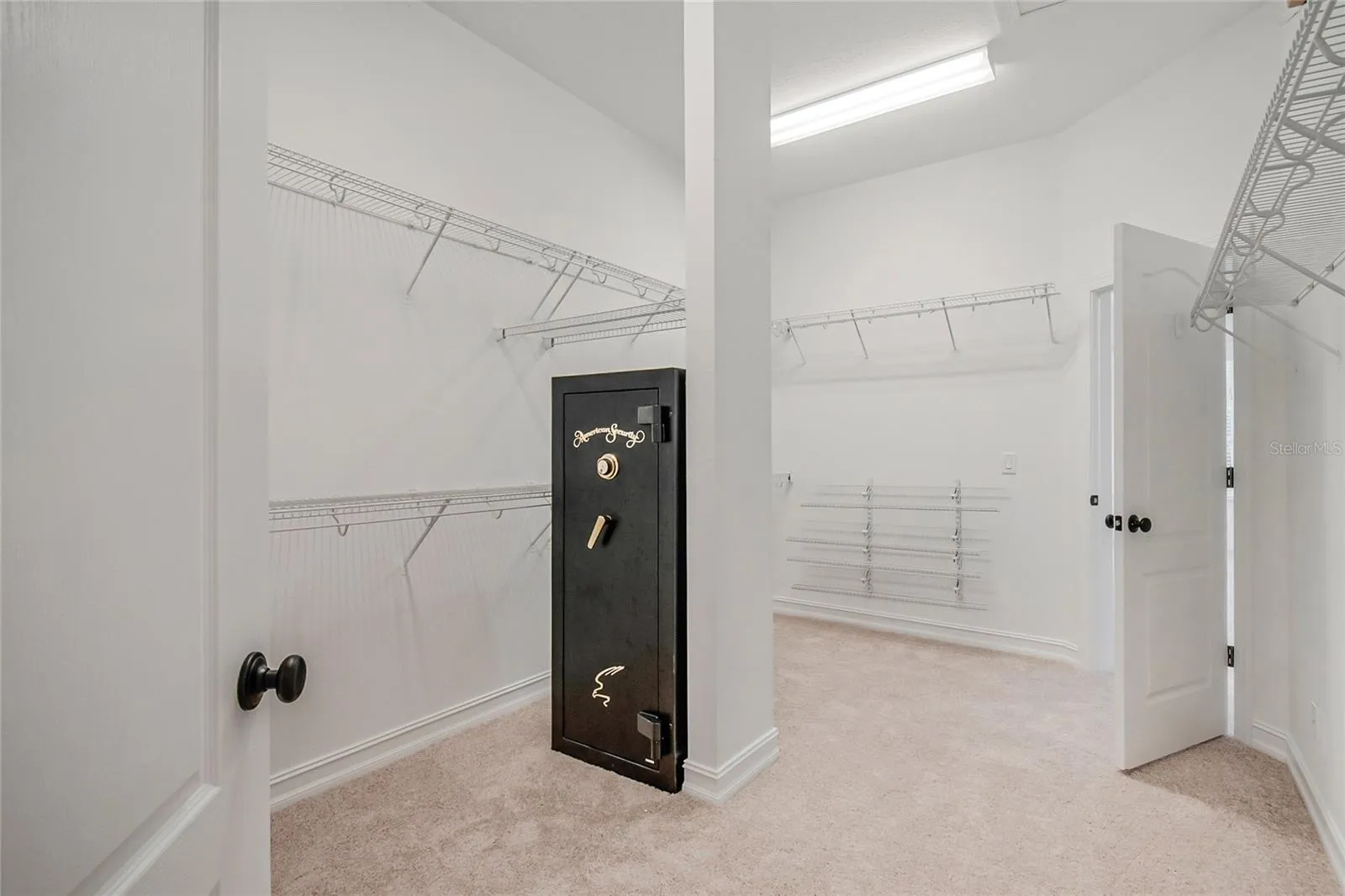 MASTER CLOSET