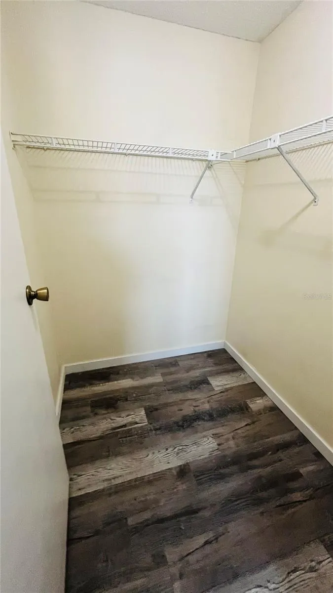 Walk in closet