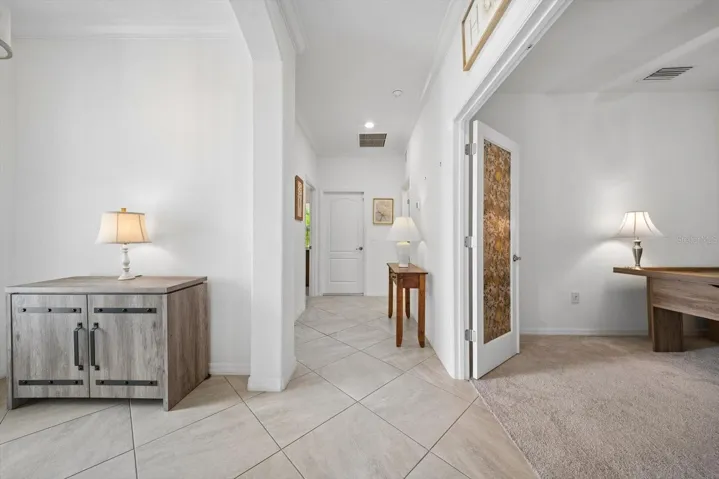 DEN ENTRY