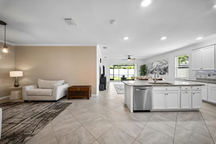 KITCHEN DINING COMBO