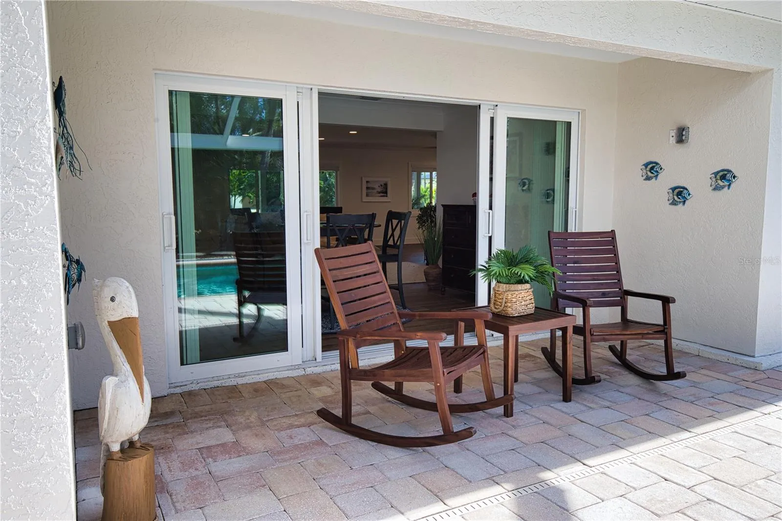 Covered Lanai Area