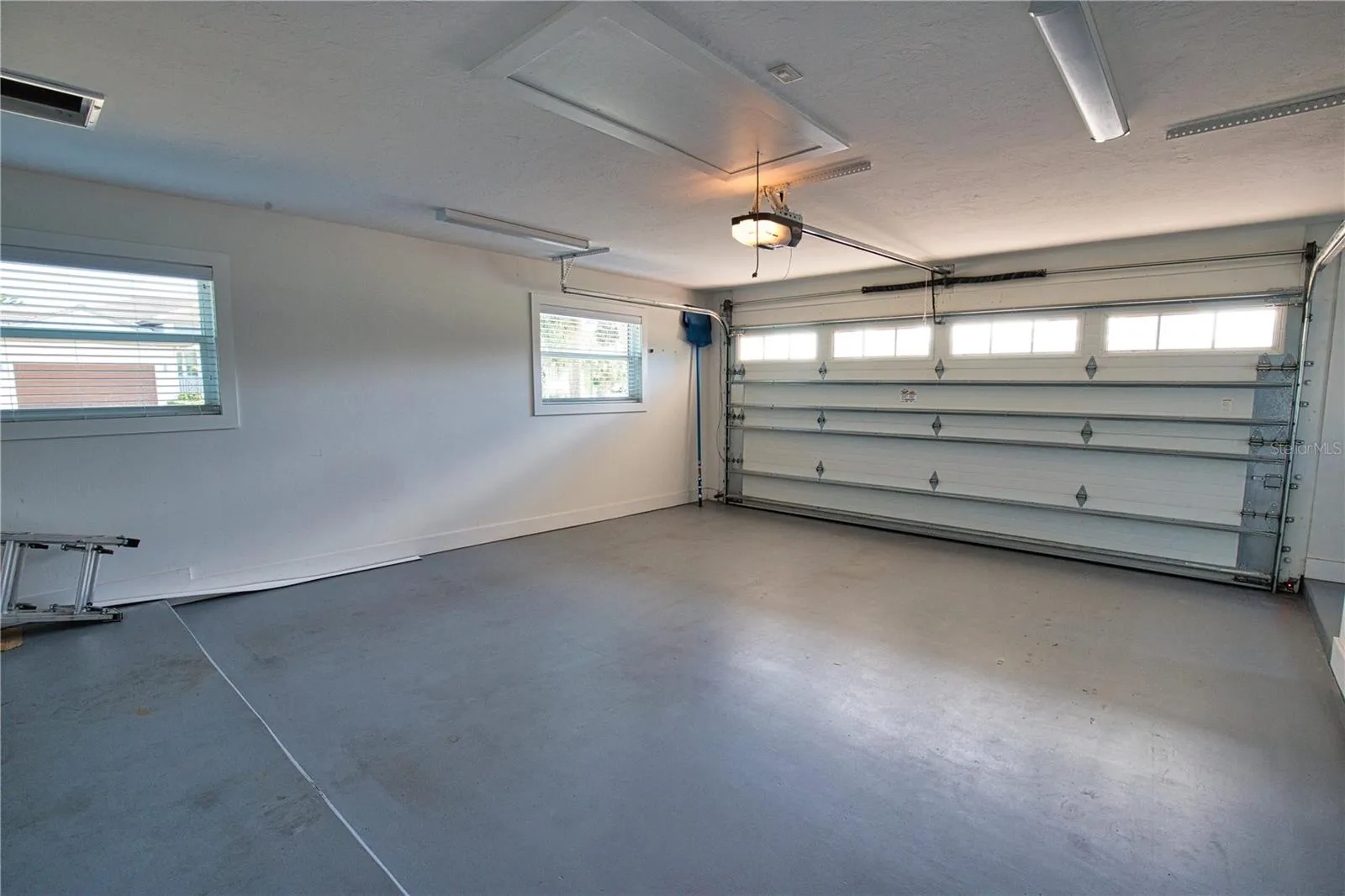 2 Car Garage