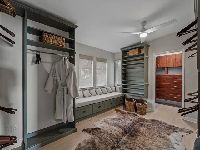 Master Closet (Room)