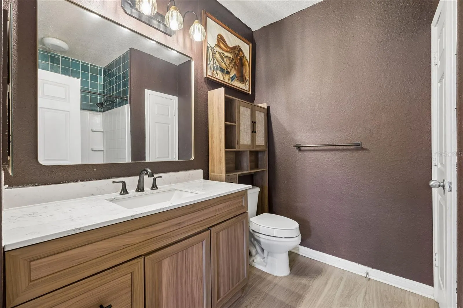 Guest Full Bath