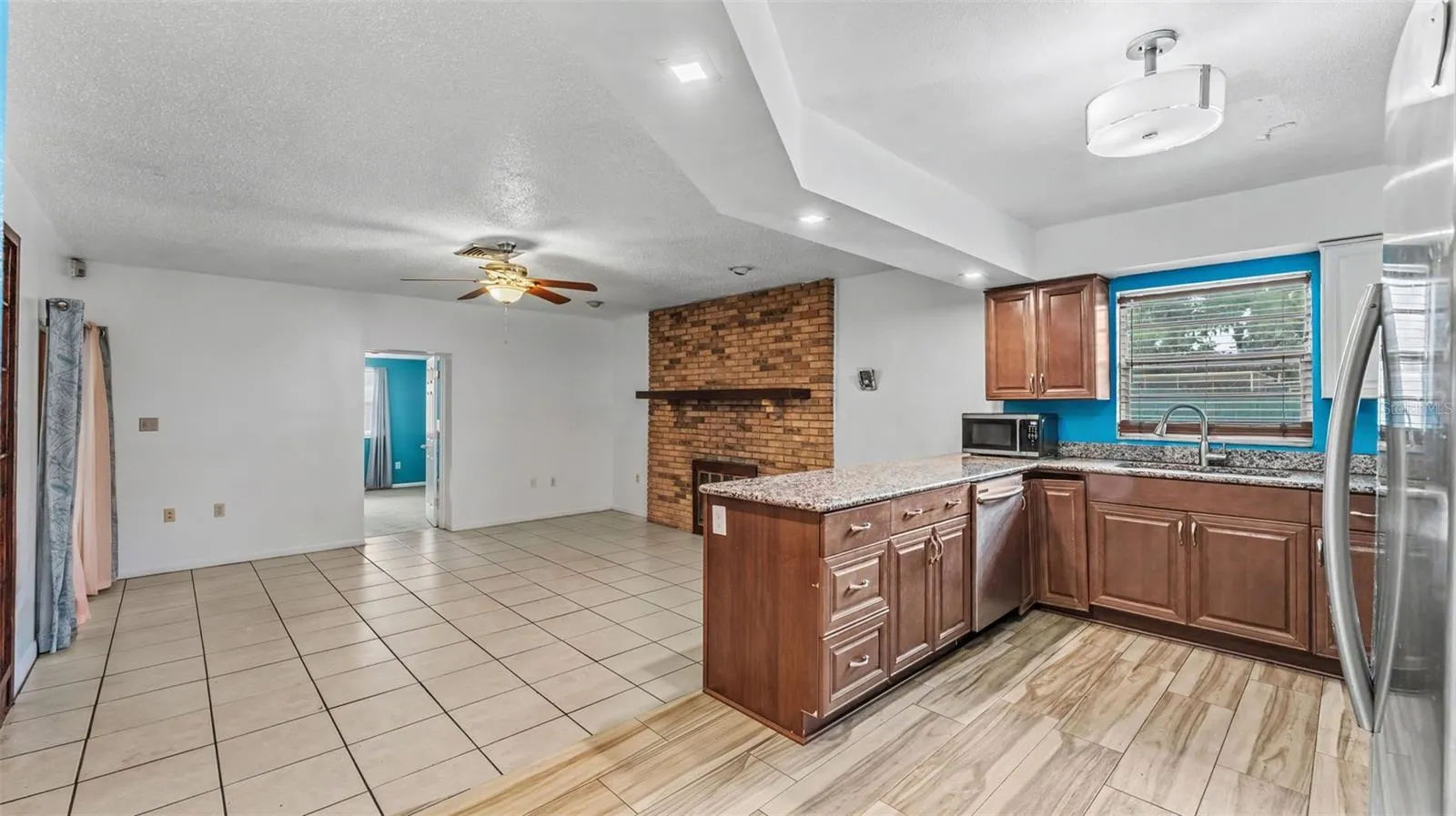 Virtually removed furniture items