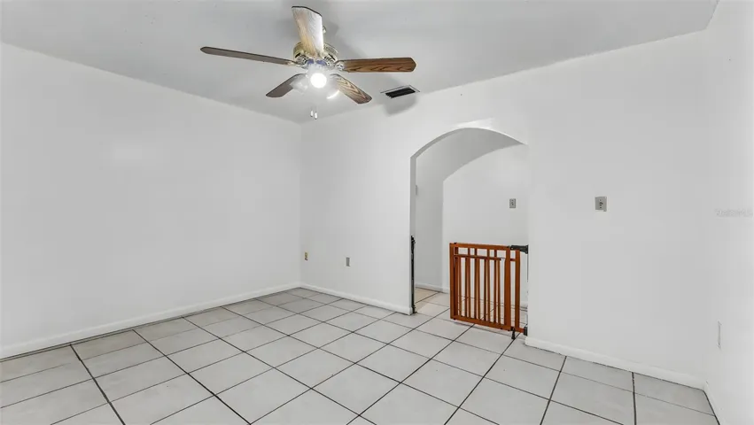 Virtually removed furniture items - Bonus Room