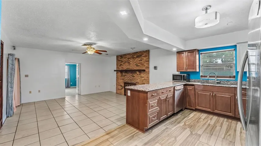 Virtually removed furniture items