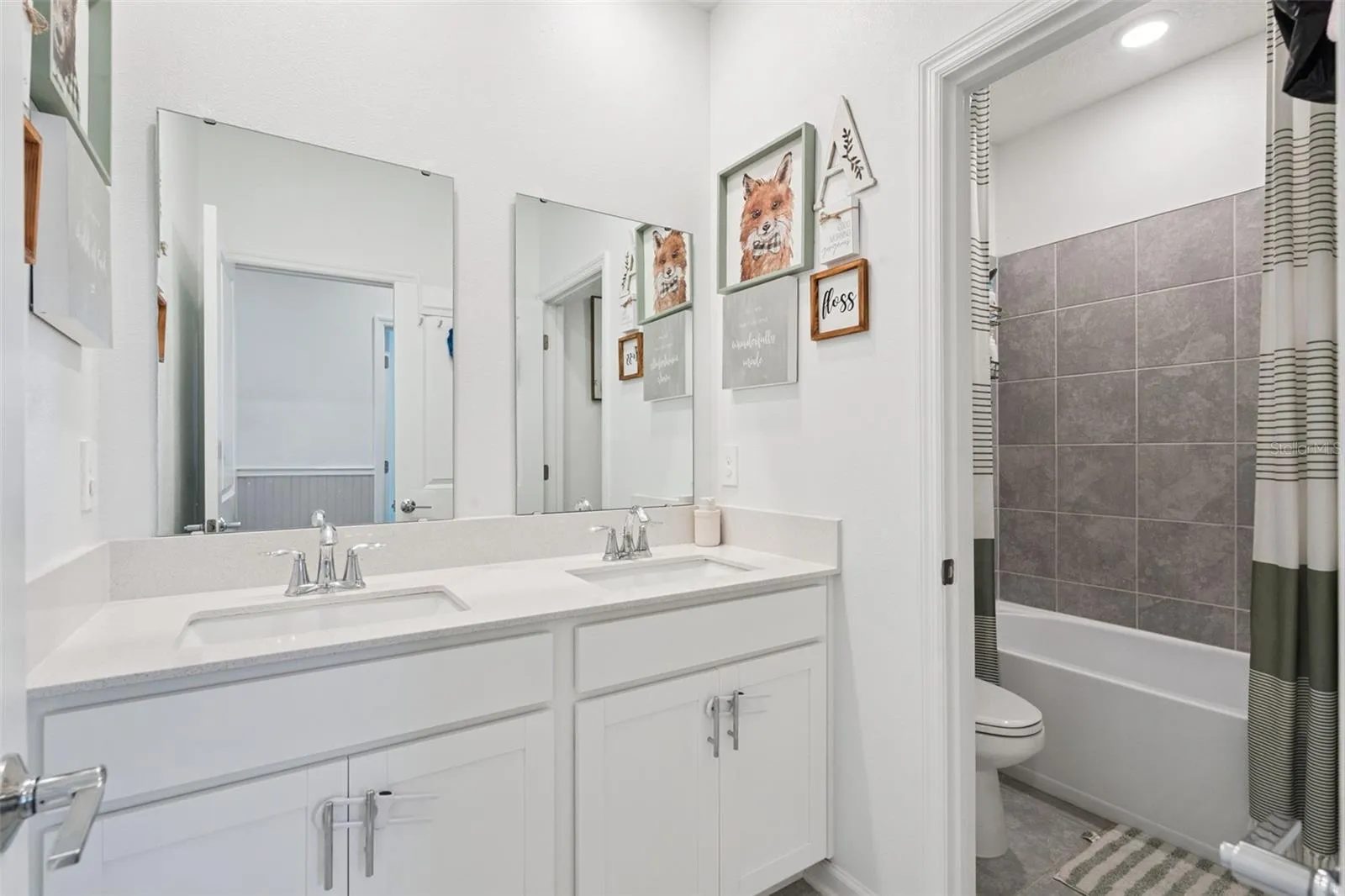 Full bathroom