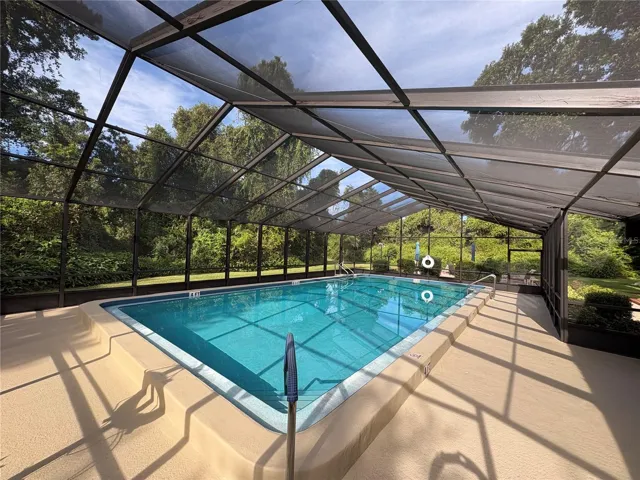 screened in community pool