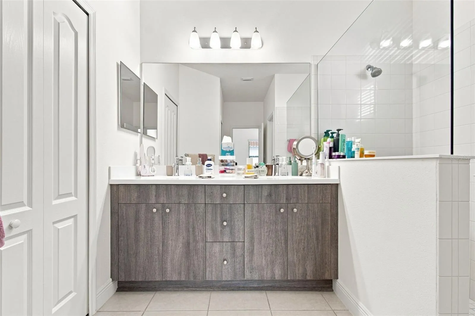 Bathroom #1 (in Master Bedroom)