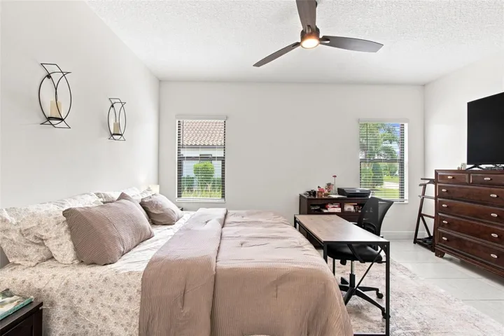Bedroom #1 (Master)