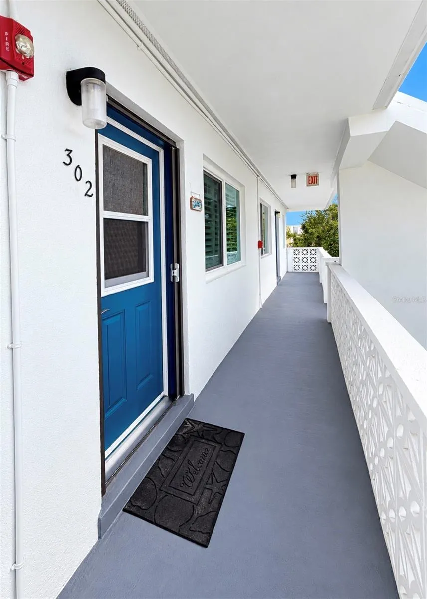 Front door with pull screen door