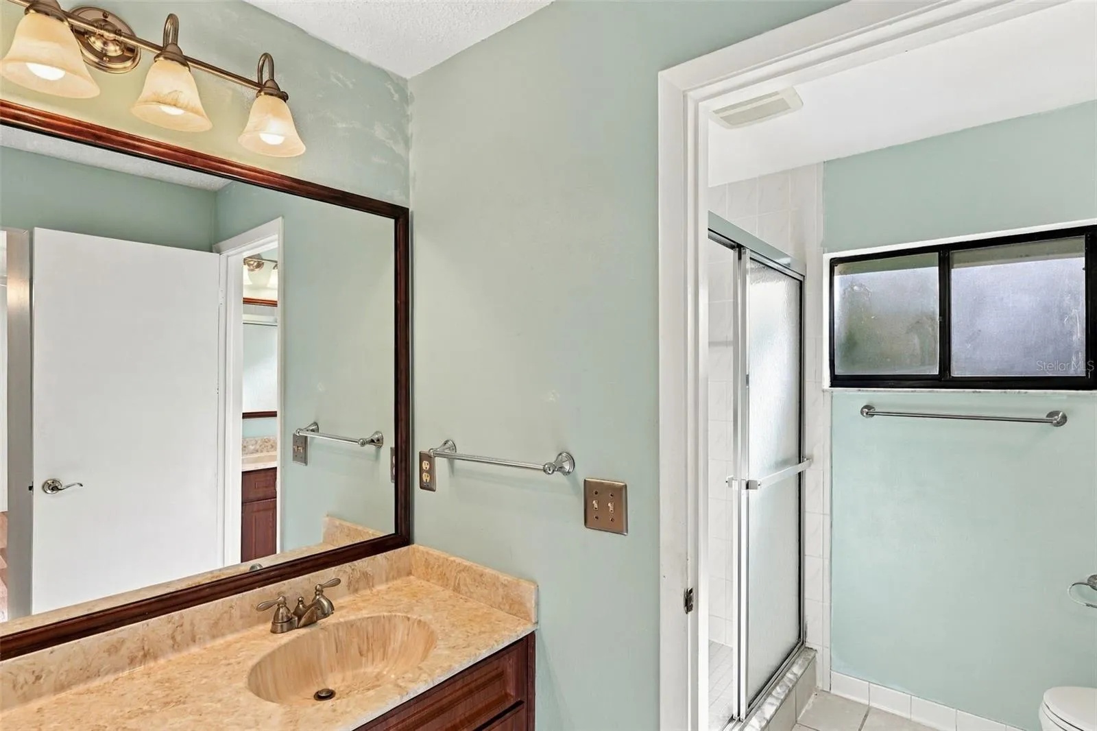 Master bath with 2 vanities